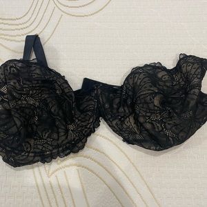 ASOS DESIGN Curve Sienna lace underwired plunge bra in black 44I